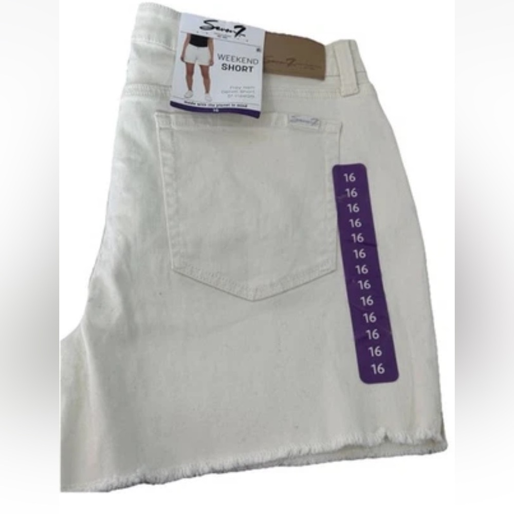 Seven 7 Weekend Stretch Denim Mid-rise Cream Shorts Size 16 - Picture 3 of 5